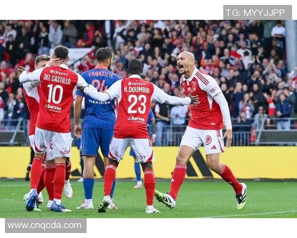 布伦特福德与富勒姆的比赛时间安排及相关信息解析